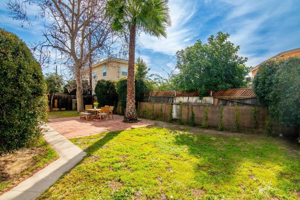 Beautiful 3 Bed 1 Bath Designer Home + Hot Tub Los Angeles Exterior photo